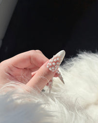 Lace Pearl